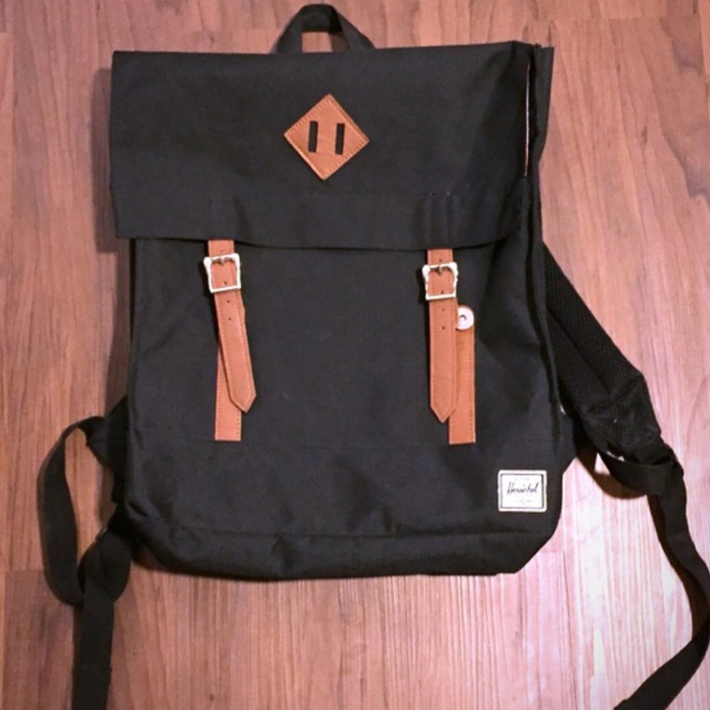Women’s herschel survey backpack
